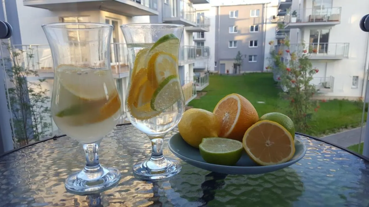 Cztery Pory Roku & Porta Mare Apartment Kolobrzeg